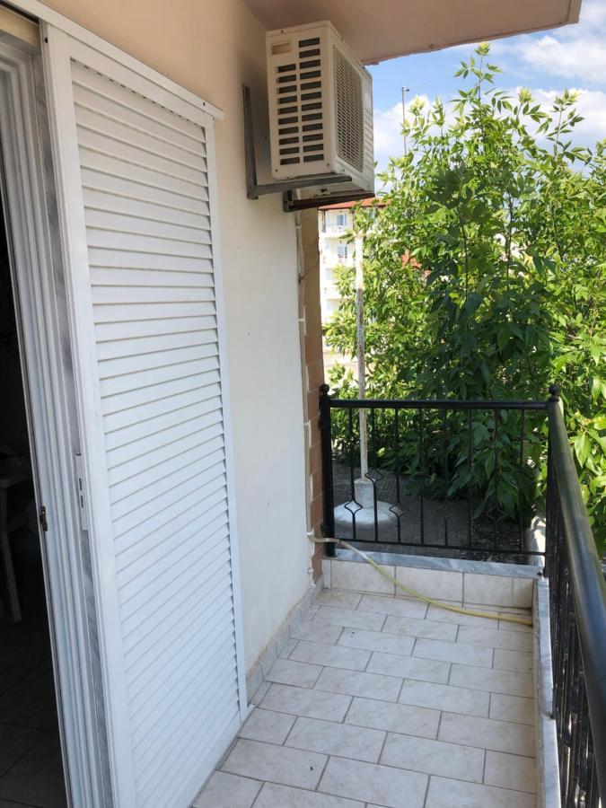 Paralía Nikis Rooms מראה חיצוני תמונה