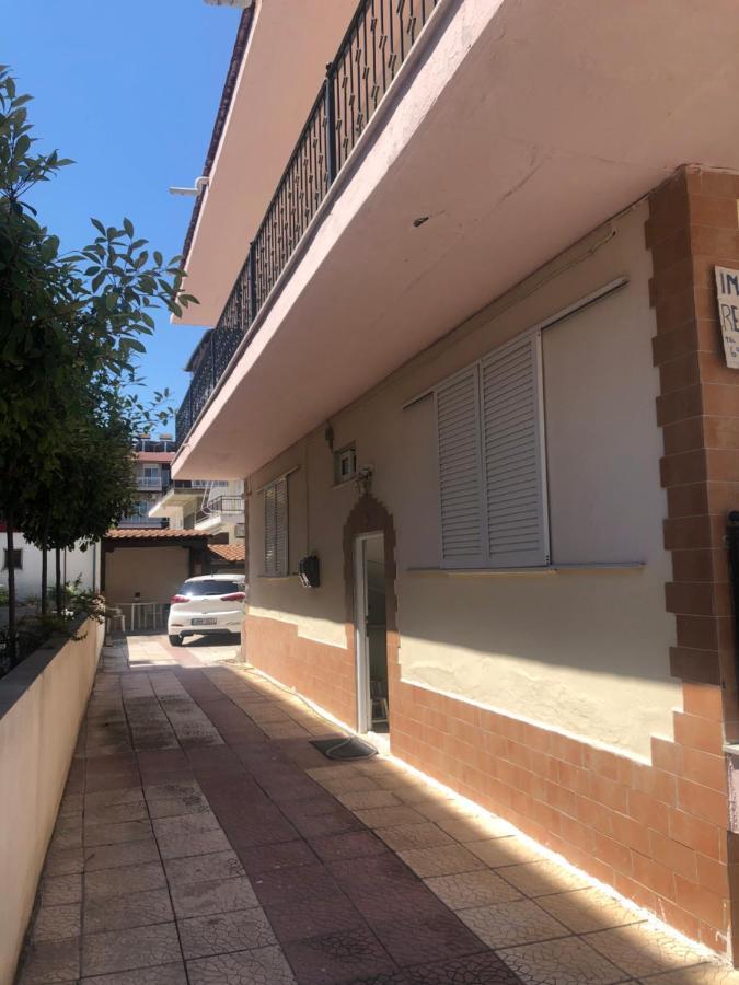 Paralía Nikis Rooms מראה חיצוני תמונה