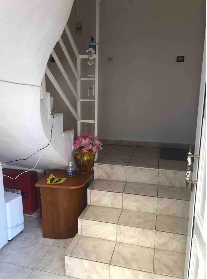 Paralía Nikis Rooms מראה חיצוני תמונה