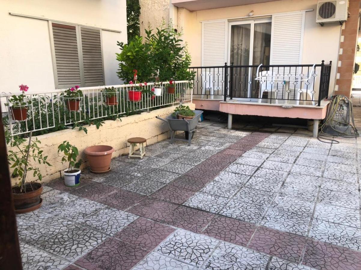 Paralía Nikis Rooms מראה חיצוני תמונה