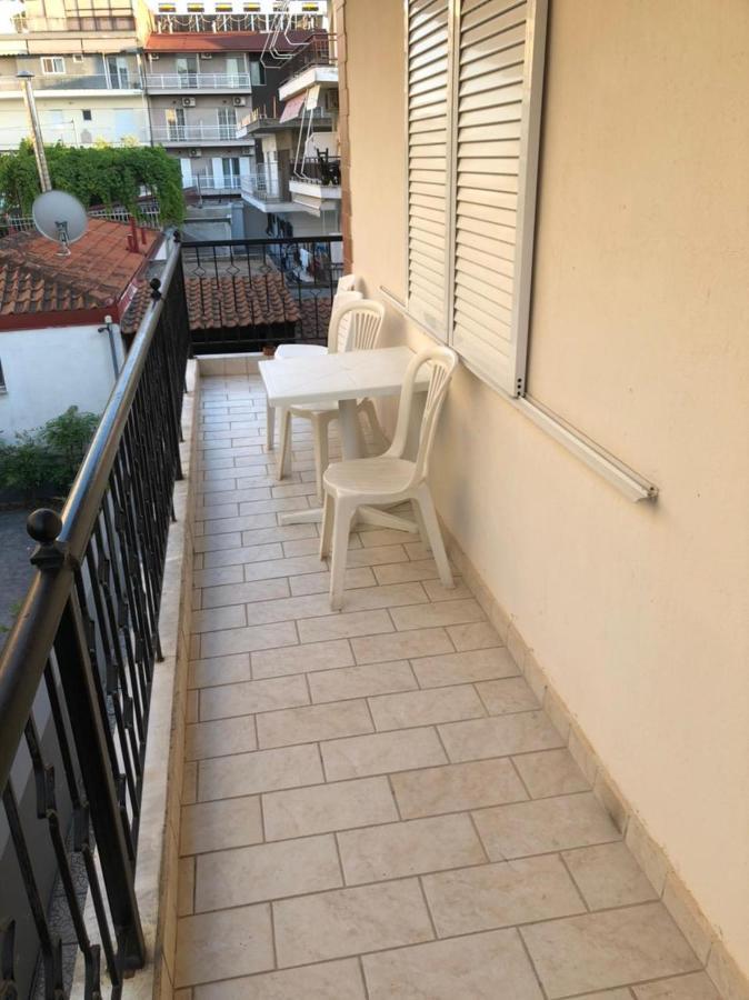 Paralía Nikis Rooms מראה חיצוני תמונה