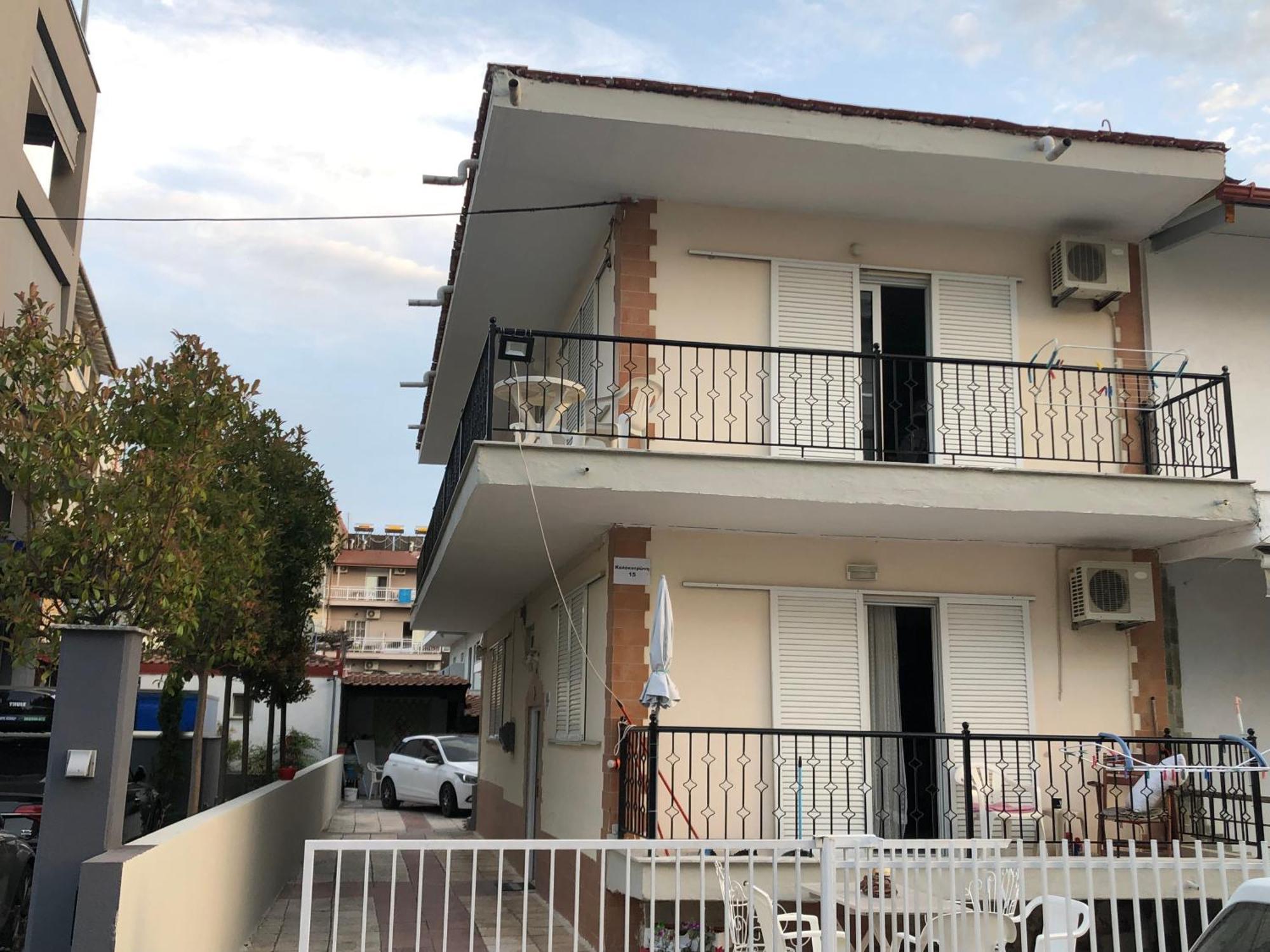 Paralía Nikis Rooms מראה חיצוני תמונה